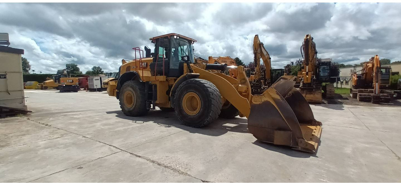 CAT 972M XE - Máy xúc lật bánh lốp: hình 2 CAT 972M XE - Máy xúc lật bánh lốp: hình 2