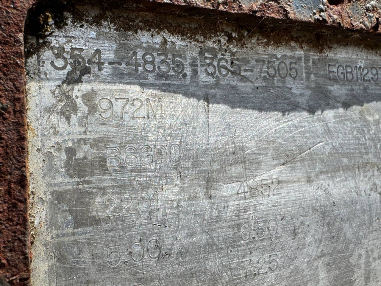 CAT BUCKET GP / 5 CU M / FOR FUSION COUPLER - Gầu: hình 5 CAT BUCKET GP / 5 CU M / FOR FUSION COUPLER - Gầu: hình 5