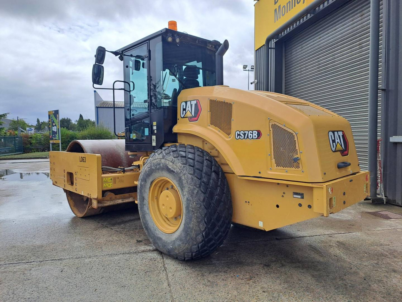 CAT CS76B 4F - Máy đầm: hình 4 CAT CS76B 4F - Máy đầm: hình 4