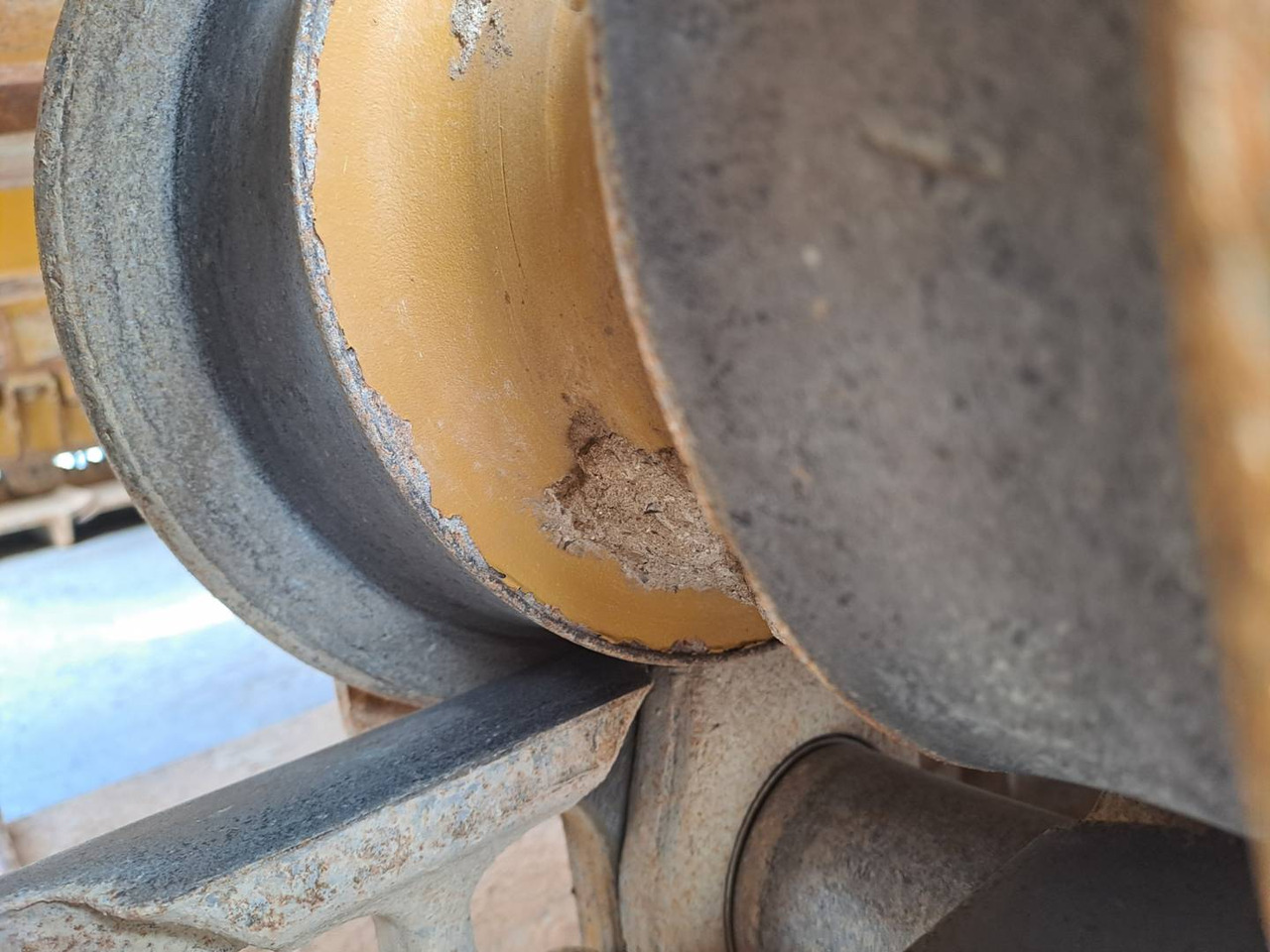 Máy ủi CAT D5: hình 11 Máy ủi CAT D5: hình 11