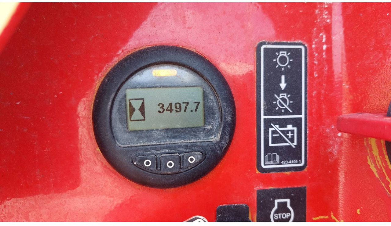 CAT D5 - Máy ủi: hình 5 CAT D5 - Máy ủi: hình 5
