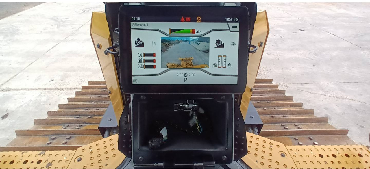 CAT D5 - Máy ủi: hình 5 CAT D5 - Máy ủi: hình 5