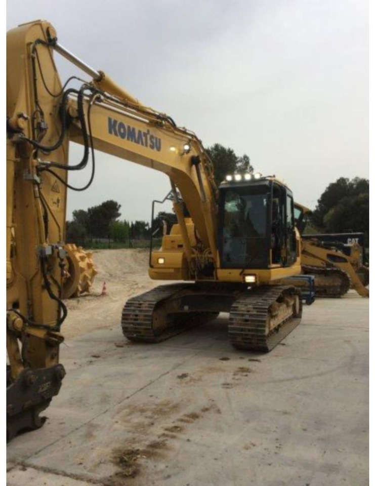 KOMATSU PC170.11 - Máy xúc bánh xích: hình 1 KOMATSU PC170.11 - Máy xúc bánh xích: hình 1