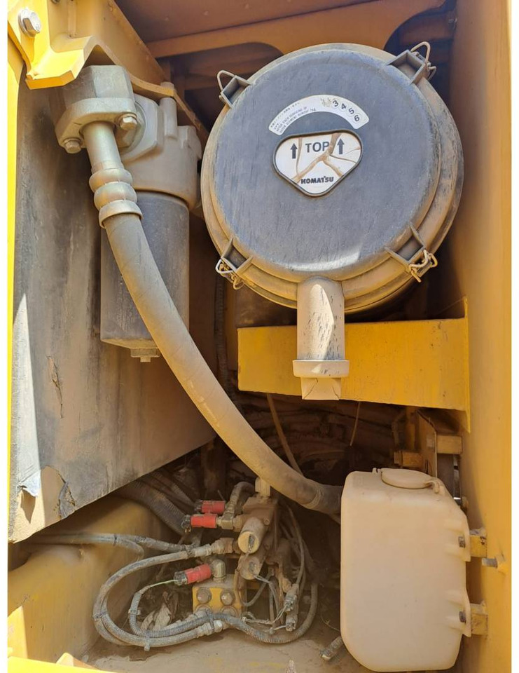 Cho thuê KOMATSU PC210LC KOMATSU PC210LC: hình 11