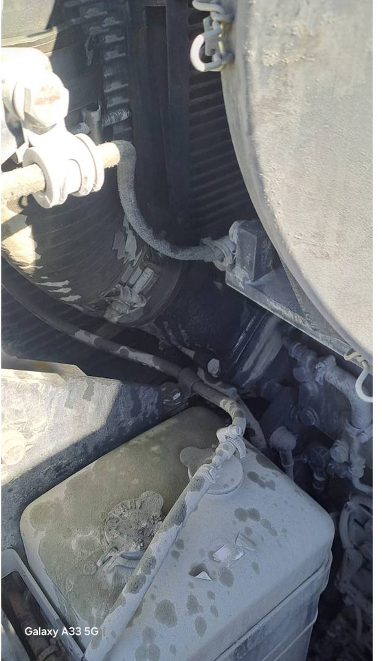 Máy xúc bánh xích KOMATSU PC700LC: hình 23 Máy xúc bánh xích KOMATSU PC700LC: hình 23