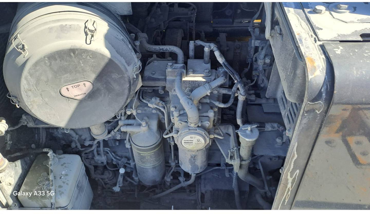 Máy xúc bánh xích KOMATSU PC700LC: hình 12 Máy xúc bánh xích KOMATSU PC700LC: hình 12