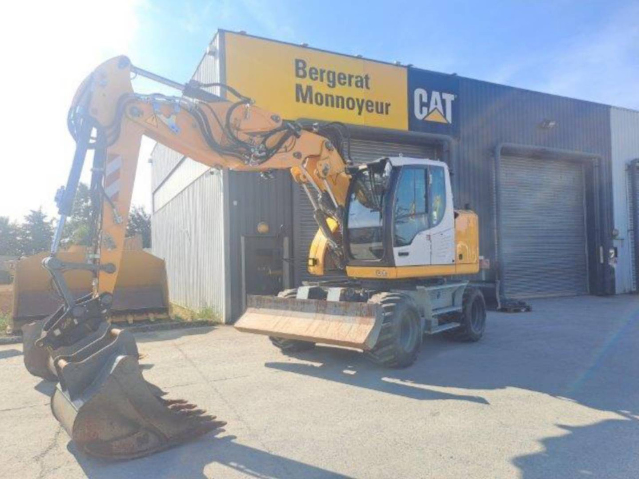 LIEBHERR A913 - Máy xúc bánh lốp: hình 1 LIEBHERR A913 - Máy xúc bánh lốp: hình 1
