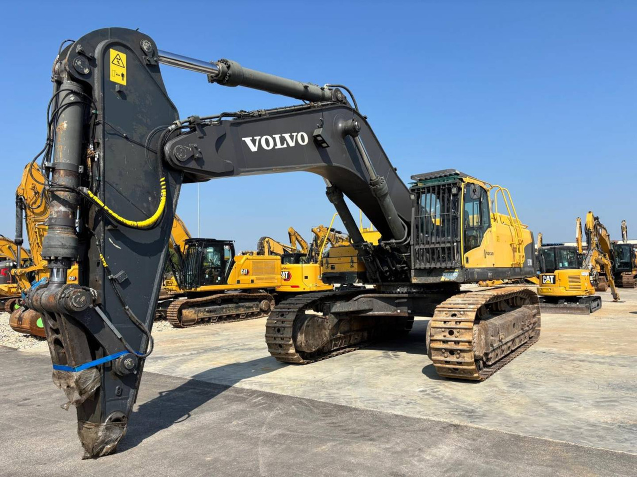 VOLVO CONSTRUCTION EQUIPMENT EC700 CL - Máy xúc bánh xích: hình 2 VOLVO CONSTRUCTION EQUIPMENT EC700 CL - Máy xúc bánh xích: hình 2