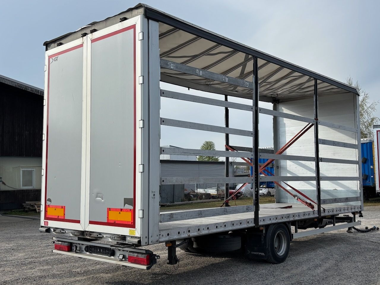 Gniotpol 1achs Jumbo/Pritschenanhänger - Rơ moóc mui bạt: hình 2 Gniotpol 1achs Jumbo/Pritschenanhänger - Rơ moóc mui bạt: hình 2
