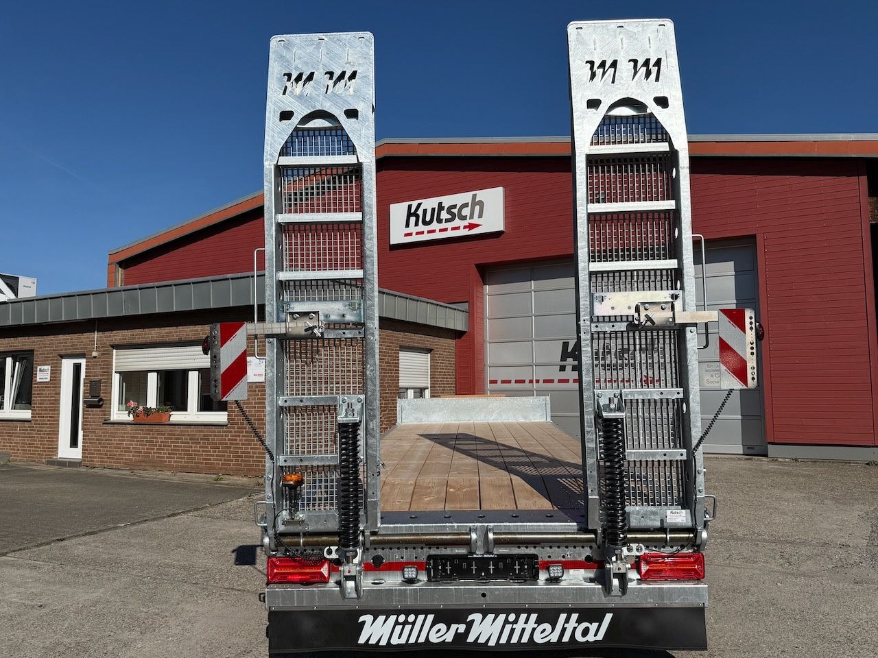 Müller-Mitteltal ETÜ-TA-R 21 Plateau 7m, luftgefedert, LED - Rơ moóc thùng thấp: hình 3 Müller-Mitteltal ETÜ-TA-R 21 Plateau 7m, luftgefedert, LED - Rơ moóc thùng thấp: hình 3