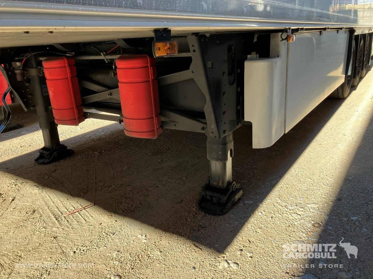 SCHMITZ Semiremolque Frigo Standard Double deck - Sơ mi rơ moóc đẳng nhiệt: hình 2 SCHMITZ Semiremolque Frigo Standard Double deck - Sơ mi rơ moóc đẳng nhiệt: hình 2