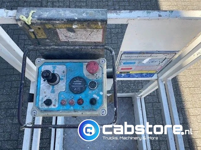 Iteco IG 4080 Schaarhoogwerker Abeitsbuhne - Skylift - Year 2001 - High 6.2 meter - Máy nâng người hình kéo: hình 5 Iteco IG 4080 Schaarhoogwerker Abeitsbuhne - Skylift - Year 2001 - High 6.2 meter - Máy nâng người hình kéo: hình 5
