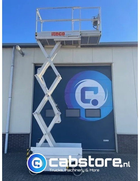 Iteco IG 4080 Schaarhoogwerker Abeitsbuhne - Skylift - Year 2001 - High 6.2 meter - Máy nâng người hình kéo: hình 1 Iteco IG 4080 Schaarhoogwerker Abeitsbuhne - Skylift - Year 2001 - High 6.2 meter - Máy nâng người hình kéo: hình 1