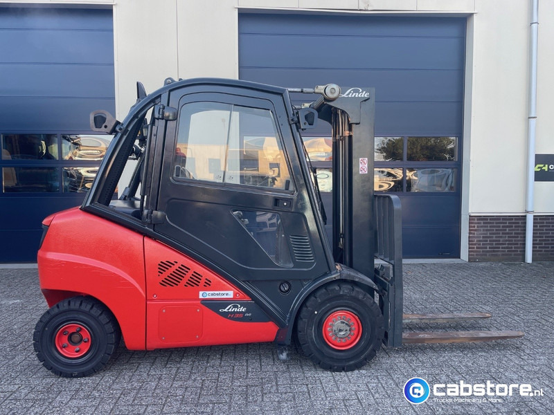 Linde H35D-02 Heftruck - Bouwjaar 2013 - Draaiuren 6892 - Diesel - Side Shift - Freelift - Doorrij hoogte 217 cm !! - Xe nâng diesel: hình 3 Linde H35D-02 Heftruck - Bouwjaar 2013 - Draaiuren 6892 - Diesel - Side Shift - Freelift - Doorrij hoogte 217 cm !! - Xe nâng diesel: hình 3
