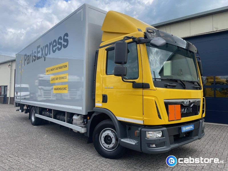 MAN TGL 12.180 4x2 Euro 6 Bakwagen MAN TGL 12.180 Bakwagen Euro 6 - Bouwjaar 2016 - Km 394.831 - Laadklep - Good condition - Xe tải hộp: hình 2 MAN TGL 12.180 4x2 Euro 6 Bakwagen MAN TGL 12.180 Bakwagen Euro 6 - Bouwjaar 2016 - Km 394.831 - Laadklep - Good condition - Xe tải hộp: hình 2