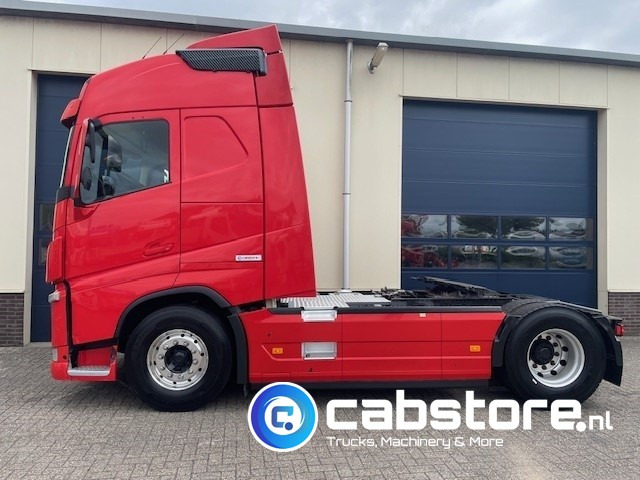 Volvo FH 500 4x2 Euro 6 - Globetrotter - VEB+ Brake - Hydraulic unit - Bouwjaar 2013 - Xe đầu kéo: hình 3 Volvo FH 500 4x2 Euro 6 - Globetrotter - VEB+ Brake - Hydraulic unit - Bouwjaar 2013 - Xe đầu kéo: hình 3