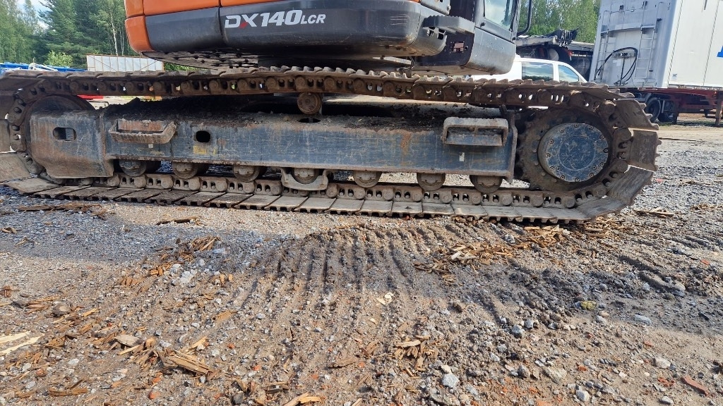Doosan DX 140 LCR - Máy xúc bánh xích: hình 5 Doosan DX 140 LCR - Máy xúc bánh xích: hình 5
