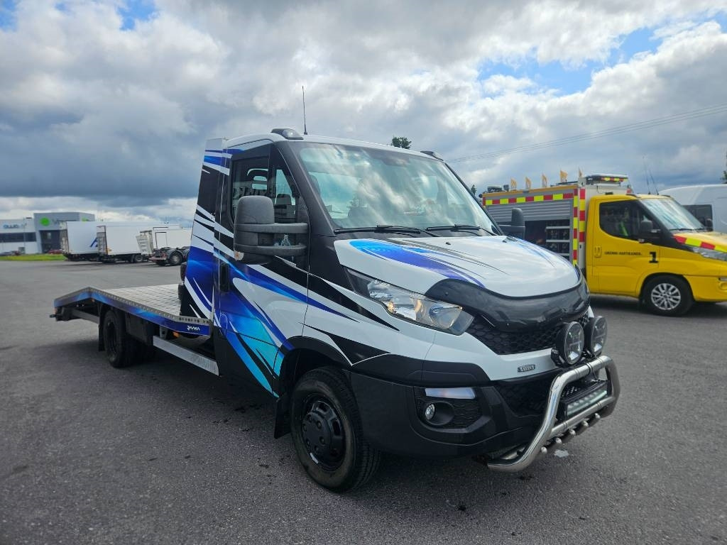Iveco Daily 50C17 - Xe tải kéo: hình 2 Iveco Daily 50C17 - Xe tải kéo: hình 2