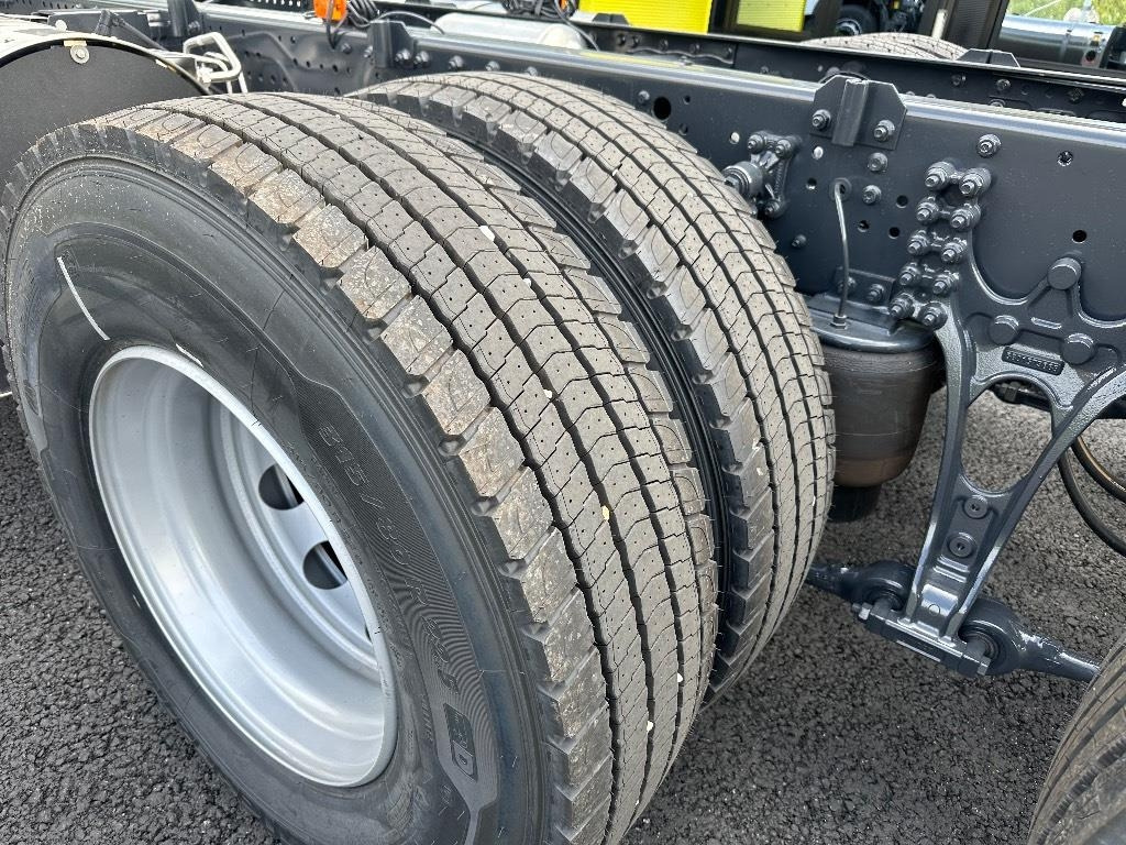 Cho thuê Iveco S-Way AS26S50 NP 2xLNG 6x2*4  Iveco S-Way AS26S50 NP 2xLNG 6x2*4: hình 6