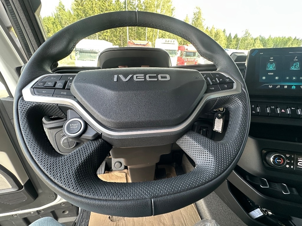 Cho thuê Iveco S-Way AS26S50 NP 2xLNG 6x2*4  Iveco S-Way AS26S50 NP 2xLNG 6x2*4: hình 17