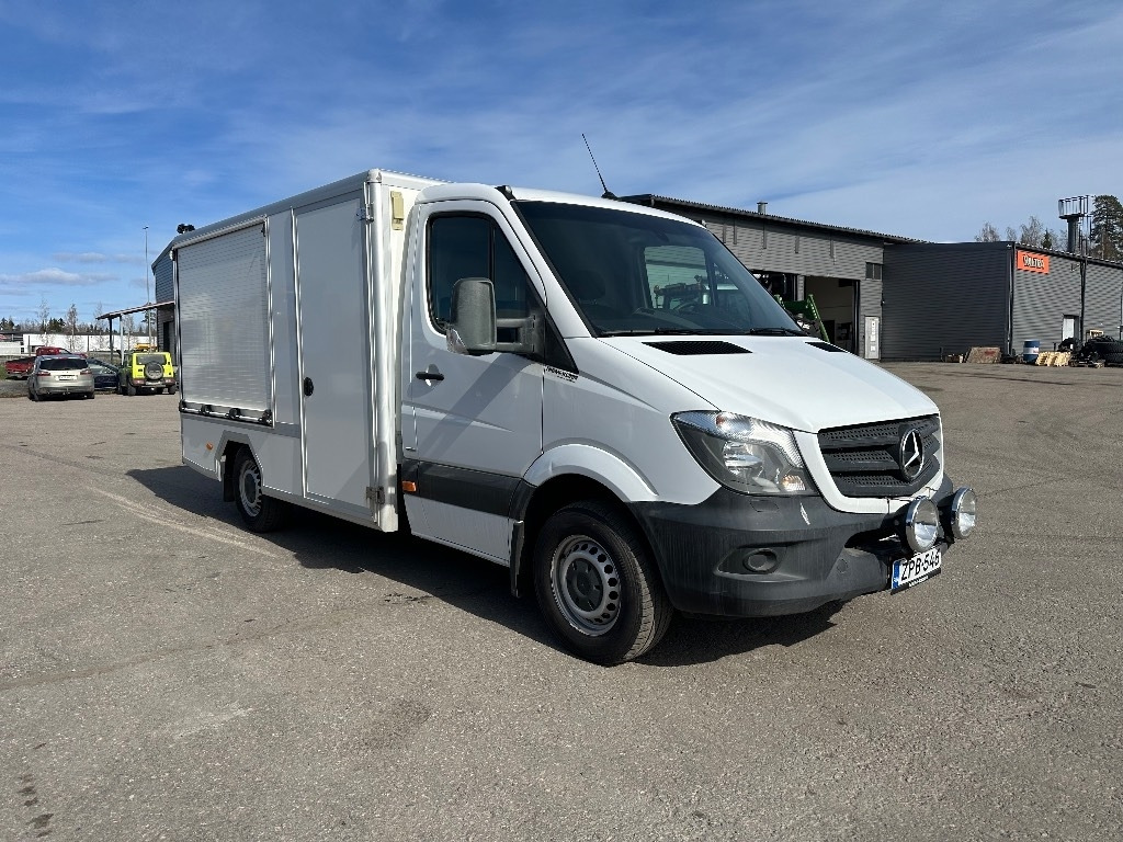 Mercedes-Benz Sprinter 316 Huoltoauto - Xe tải nhỏ thùng kín: hình 2 Mercedes-Benz Sprinter 316 Huoltoauto - Xe tải nhỏ thùng kín: hình 2