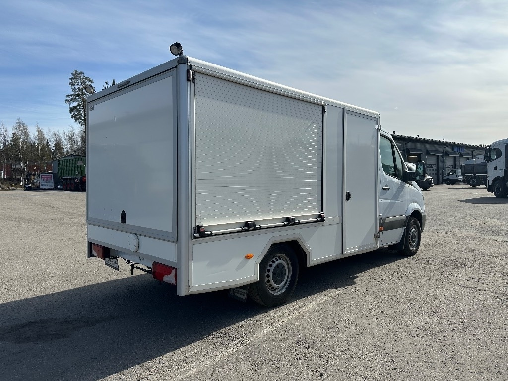Mercedes-Benz Sprinter 316 Huoltoauto - Xe tải nhỏ thùng kín: hình 4 Mercedes-Benz Sprinter 316 Huoltoauto - Xe tải nhỏ thùng kín: hình 4