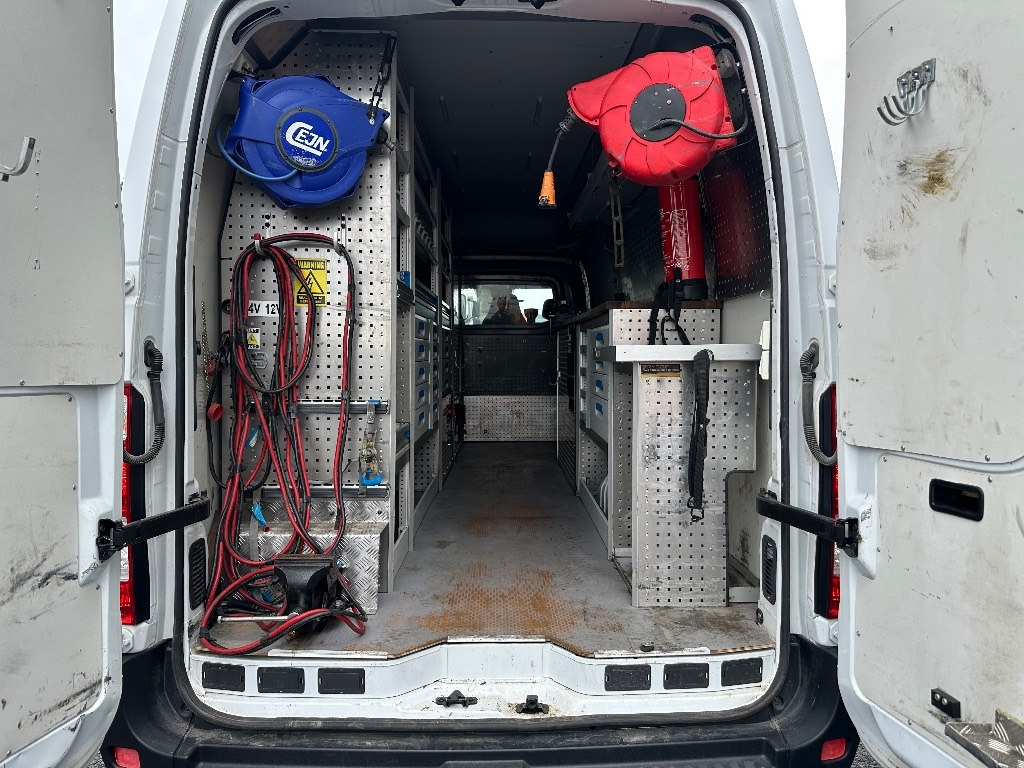 Renault Master huoltoauto varusteineen - Xe van chở hàng: hình 5 Renault Master huoltoauto varusteineen - Xe van chở hàng: hình 5