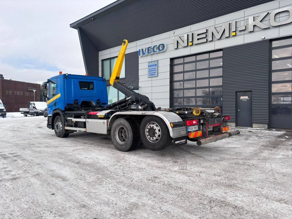 Scania P 360 - Xe tải nâng móc: hình 3 Scania P 360 - Xe tải nâng móc: hình 3