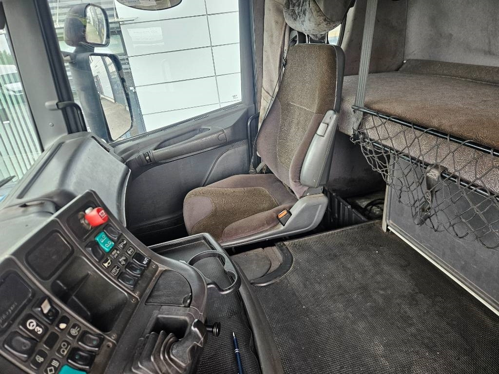 Xe tải nâng móc Scania R164 6m taittokoukku: hình 14 Xe tải nâng móc Scania R164 6m taittokoukku: hình 14