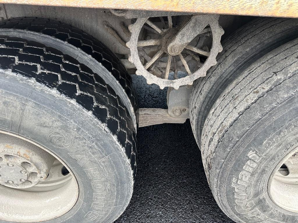 Volvo FH 12 420 8x2 + pv  - Xe ben: hình 5 Volvo FH 12 420 8x2 + pv  - Xe ben: hình 5