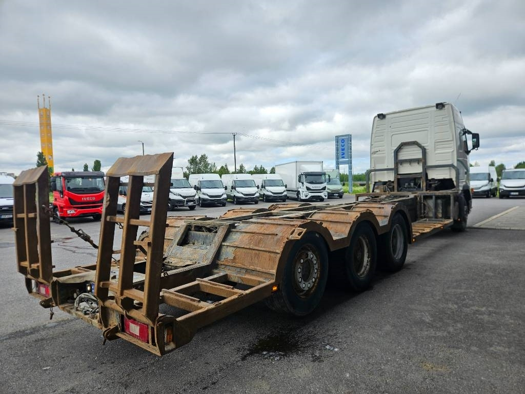 Volvo FH12 8x4 - Xe chở gỗ: hình 3 Volvo FH12 8x4 - Xe chở gỗ: hình 3