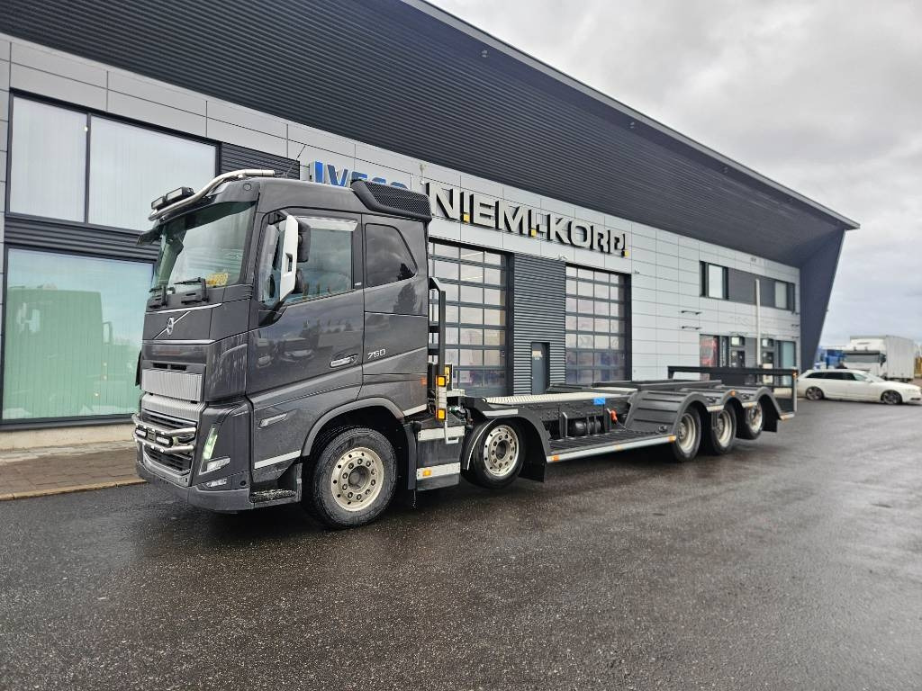 Volvo FH16 750 10x4 uudella metsäkoneritilällä - Xe chở gỗ: hình 1 Volvo FH16 750 10x4 uudella metsäkoneritilällä - Xe chở gỗ: hình 1