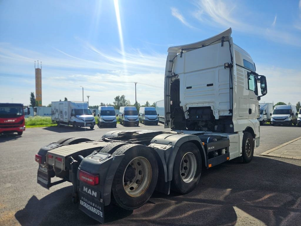 MAN TGX 580 6x2 - Xe đầu kéo: hình 3 MAN TGX 580 6x2 - Xe đầu kéo: hình 3