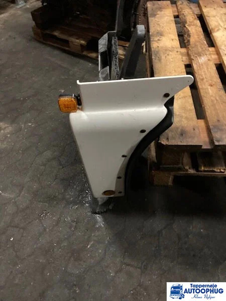 MAN Forskærme MAN 81.61210-0754 - Thân xe và ngoại thất cho Xe tải: hình 3 MAN Forskærme MAN 81.61210-0754 - Thân xe và ngoại thất cho Xe tải: hình 3