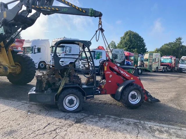 SCHÄFFER 4670Z - Máy xúc lật mini gấp khúc: hình 4 SCHÄFFER 4670Z - Máy xúc lật mini gấp khúc: hình 4