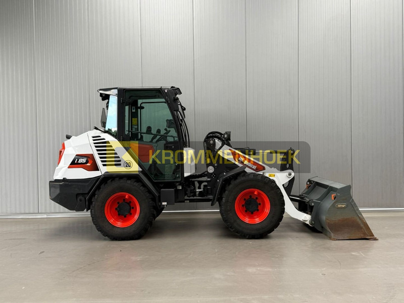 Bobcat L 85 - Máy xúc lật bánh lốp: hình 5 Bobcat L 85 - Máy xúc lật bánh lốp: hình 5