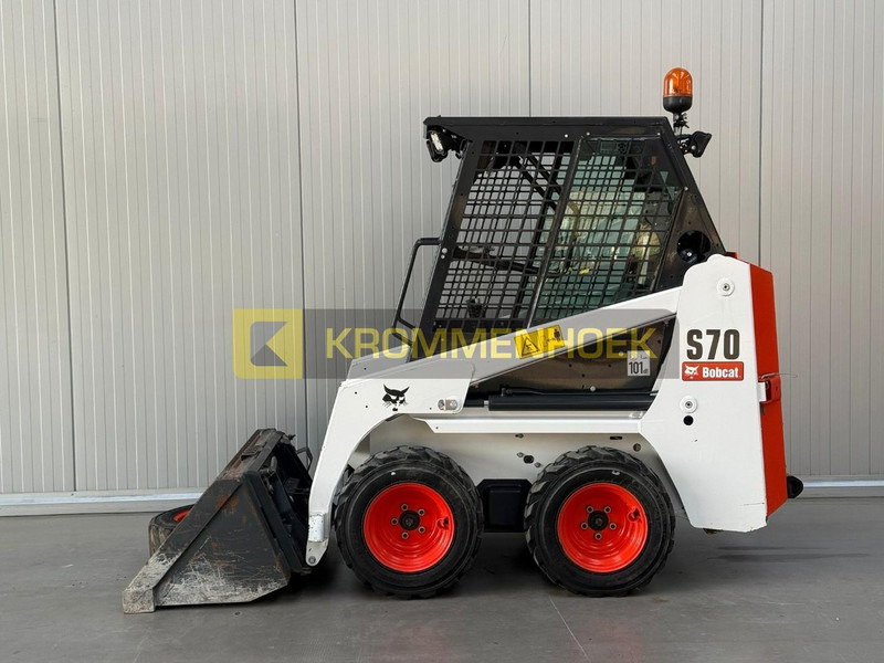 Bobcat S 70 - Máy xúc lật đa năng: hình 1 Bobcat S 70 - Máy xúc lật đa năng: hình 1