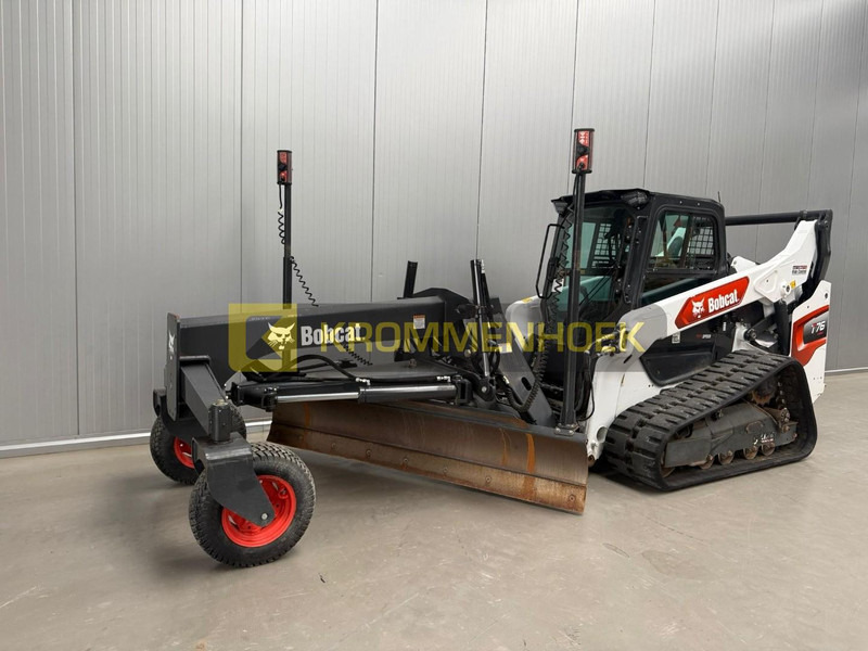 Bobcat T 76 Laser Grader 244 cm HD - Máy xúc lật đa năng: hình 2 Bobcat T 76 Laser Grader 244 cm HD - Máy xúc lật đa năng: hình 2