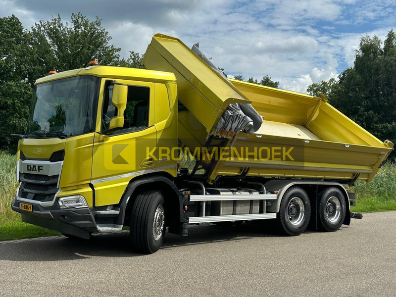DAF XD 450 FAT Demo | 6x4 | 3 zijdige Kipper - Xe ben: hình 3 DAF XD 450 FAT Demo | 6x4 | 3 zijdige Kipper - Xe ben: hình 3