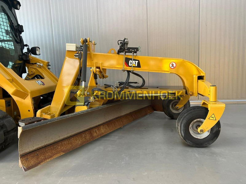 Caterpillar Grader Cobra 2700 HD Aanbouwgrader voor Schranklader - Đính kèm: hình 4 Caterpillar Grader Cobra 2700 HD Aanbouwgrader voor Schranklader - Đính kèm: hình 4