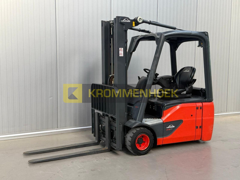 Linde E 18 - Xe nâng điện: hình 2 Linde E 18 - Xe nâng điện: hình 2