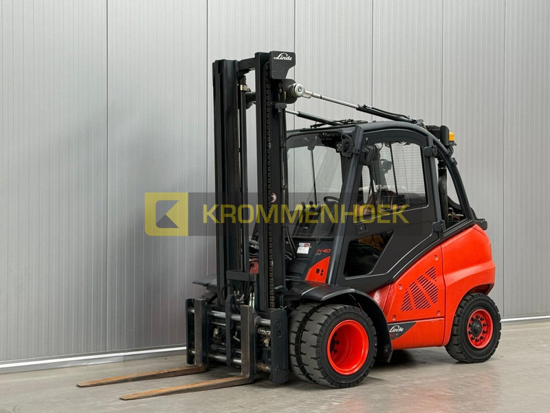 Linde H 40 T-02 - Xe nâng gas: hình 2 Linde H 40 T-02 - Xe nâng gas: hình 2
