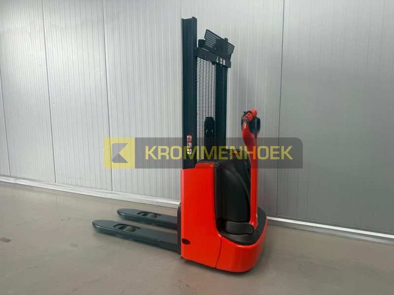 Linde L 10 - Máy xếp chồng: hình 4 Linde L 10 - Máy xếp chồng: hình 4