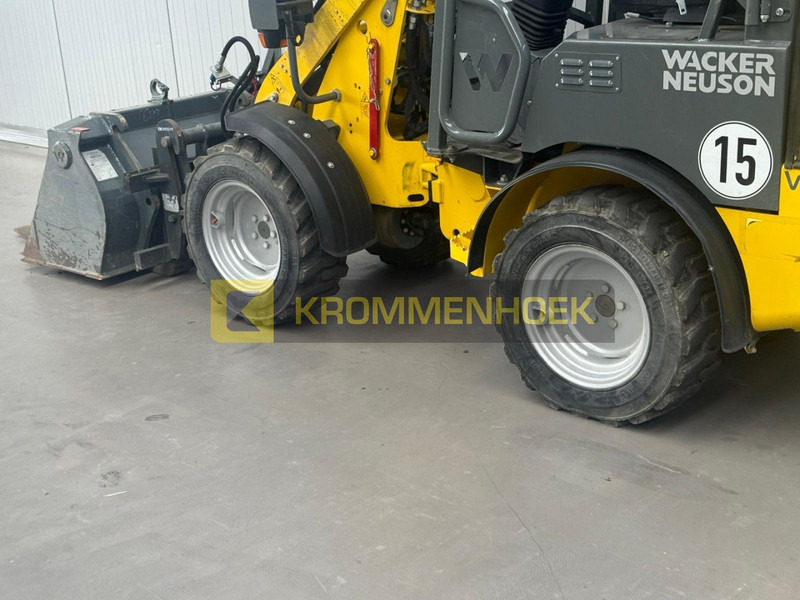 Máy xúc lật bánh lốp WACKER NEUSON WL 20 e: hình 11