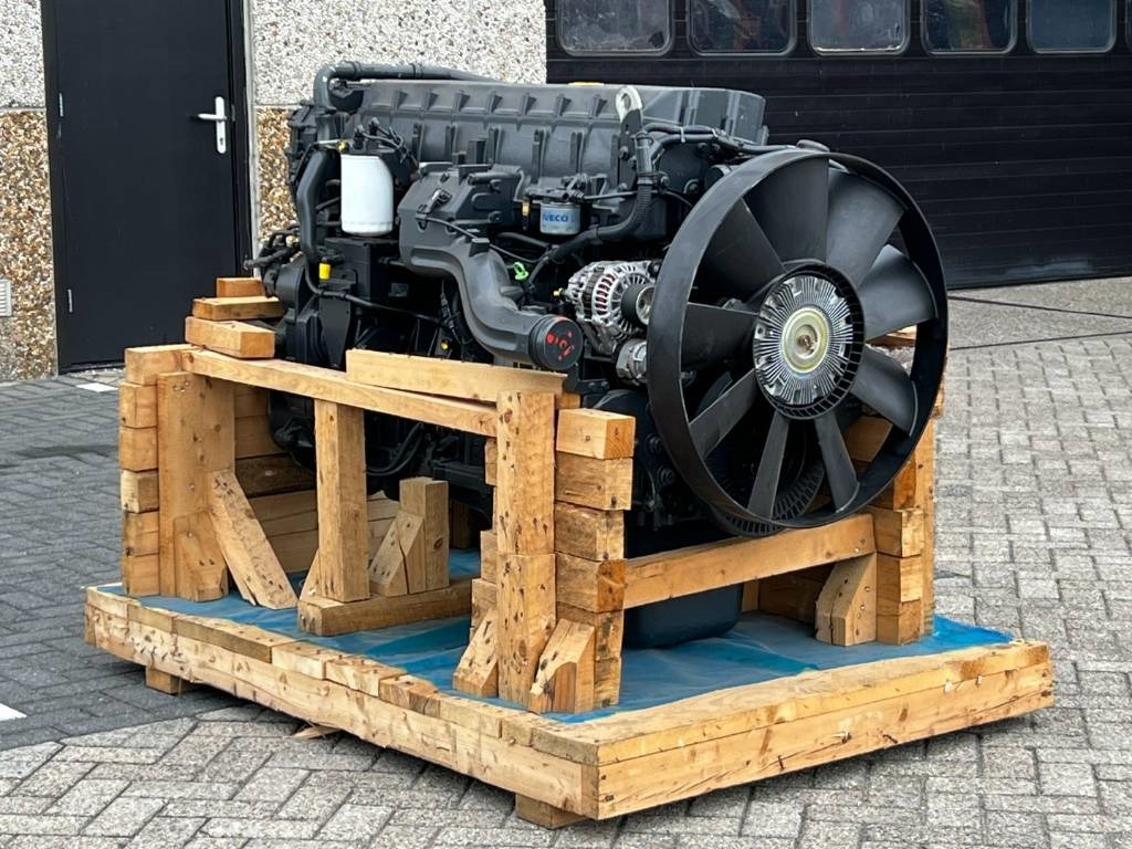 CNH Engine - FPT Cursor 13 - F3BE9681C - Động cơ cho Máy móc nông nghiệp: hình 1 CNH Engine - FPT Cursor 13 - F3BE9681C - Động cơ cho Máy móc nông nghiệp: hình 1