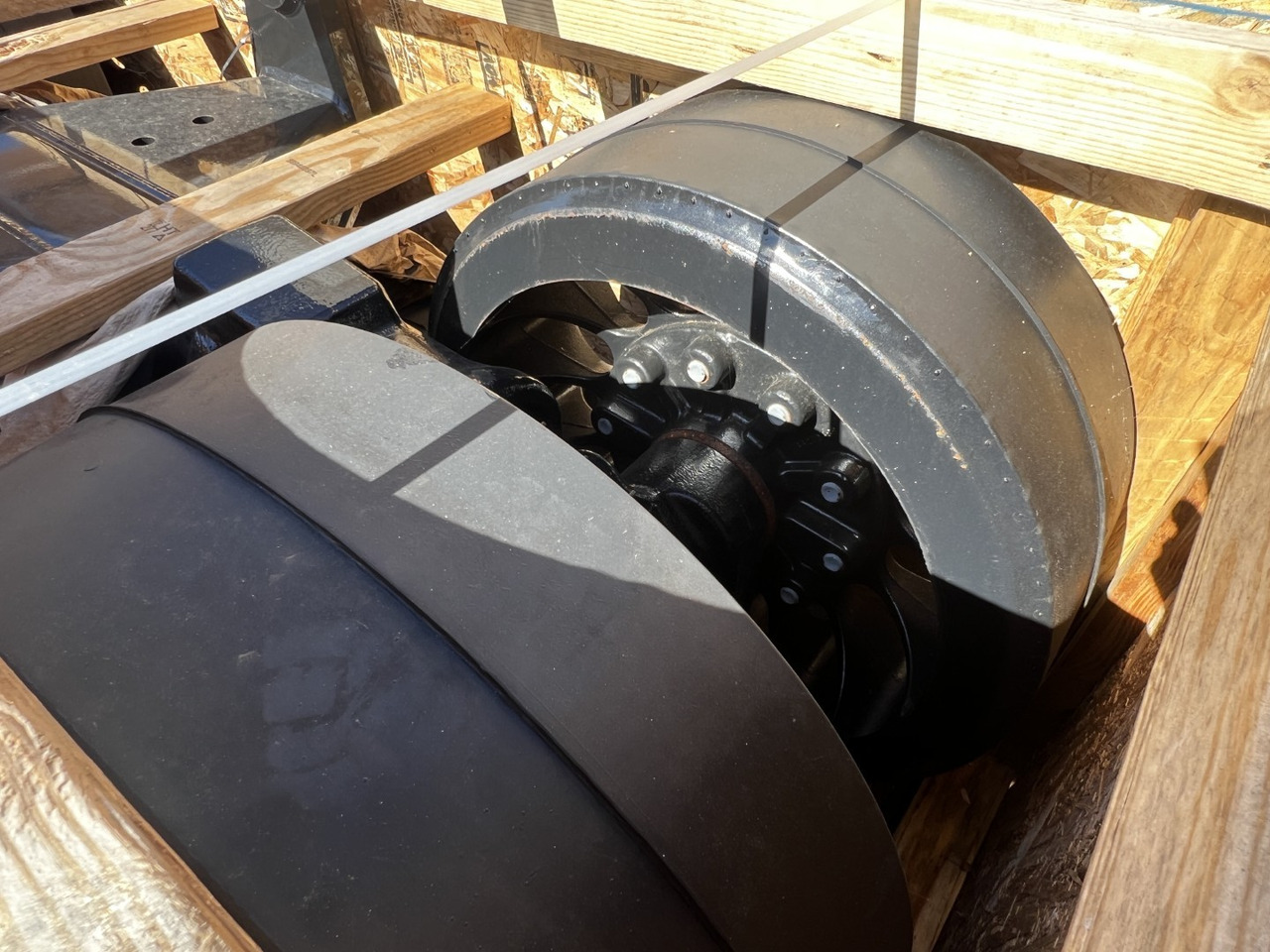 Bánh lăn cho Máy gặt đập mới CNH combine: hình 6