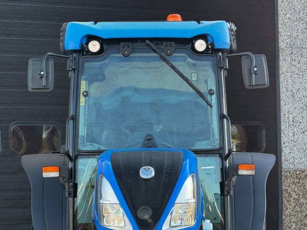 New Holland T4.100 DC, Low Profile, 2019, 3013 hours!! - Máy cày: hình 5 New Holland T4.100 DC, Low Profile, 2019, 3013 hours!! - Máy cày: hình 5