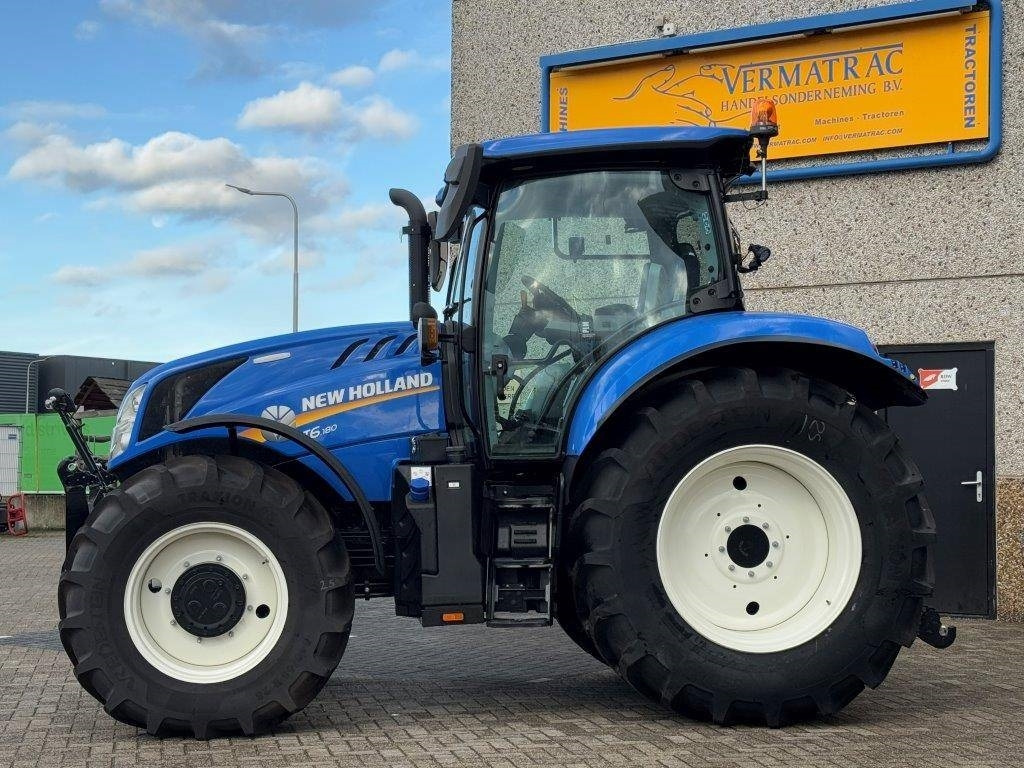 New Holland T6.180 Dynamic Command, frontlinkage, Stage V, GPS - Máy cày: hình 2 New Holland T6.180 Dynamic Command, frontlinkage, Stage V, GPS - Máy cày: hình 2