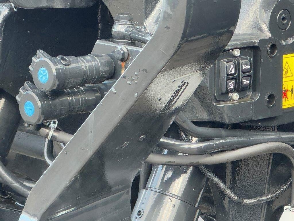 New Holland T6.180 Dynamic Command, frontlinkage, Stage V, GPS - Máy cày: hình 5 New Holland T6.180 Dynamic Command, frontlinkage, Stage V, GPS - Máy cày: hình 5