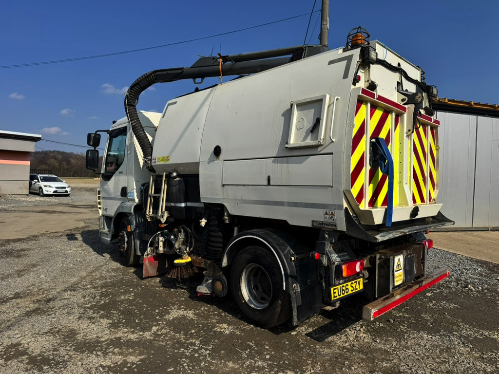 DAF LF180 - Xe quét đường: hình 5 DAF LF180 - Xe quét đường: hình 5